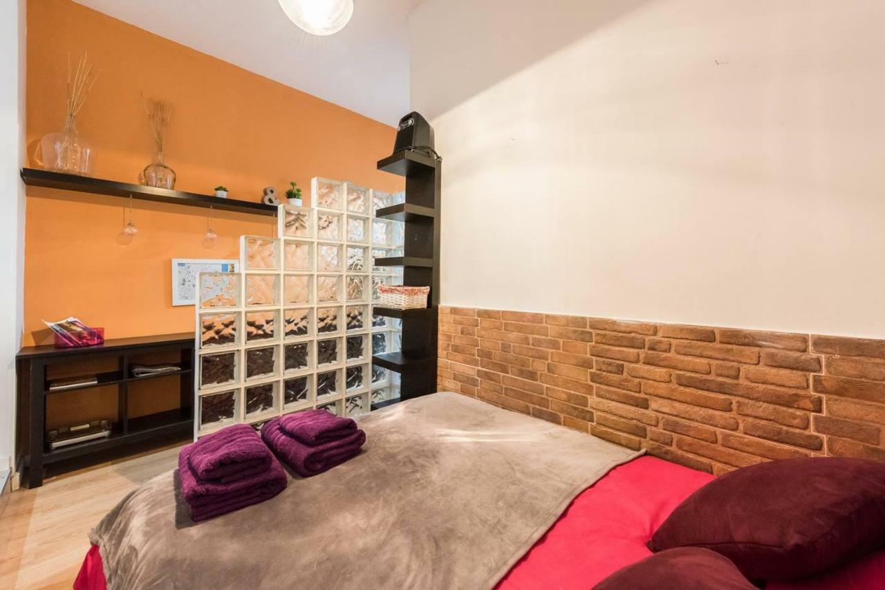 Apartamento En Calle Tres Peces มาดริด ภายนอก รูปภาพ